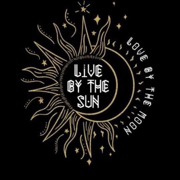 Meet your Posher, Jennifer - Picture 3 of 12